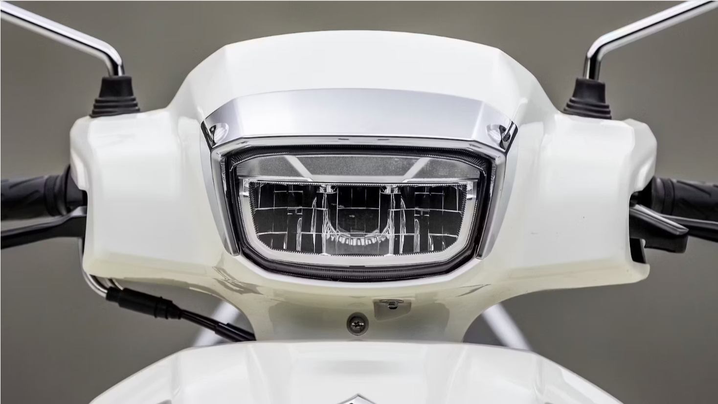 Xe tay ga mới của Suzuki: đẹp ngang ngửa Honda LEAD và Vision mà giá chỉ 26 triệu đồng - Ảnh 1