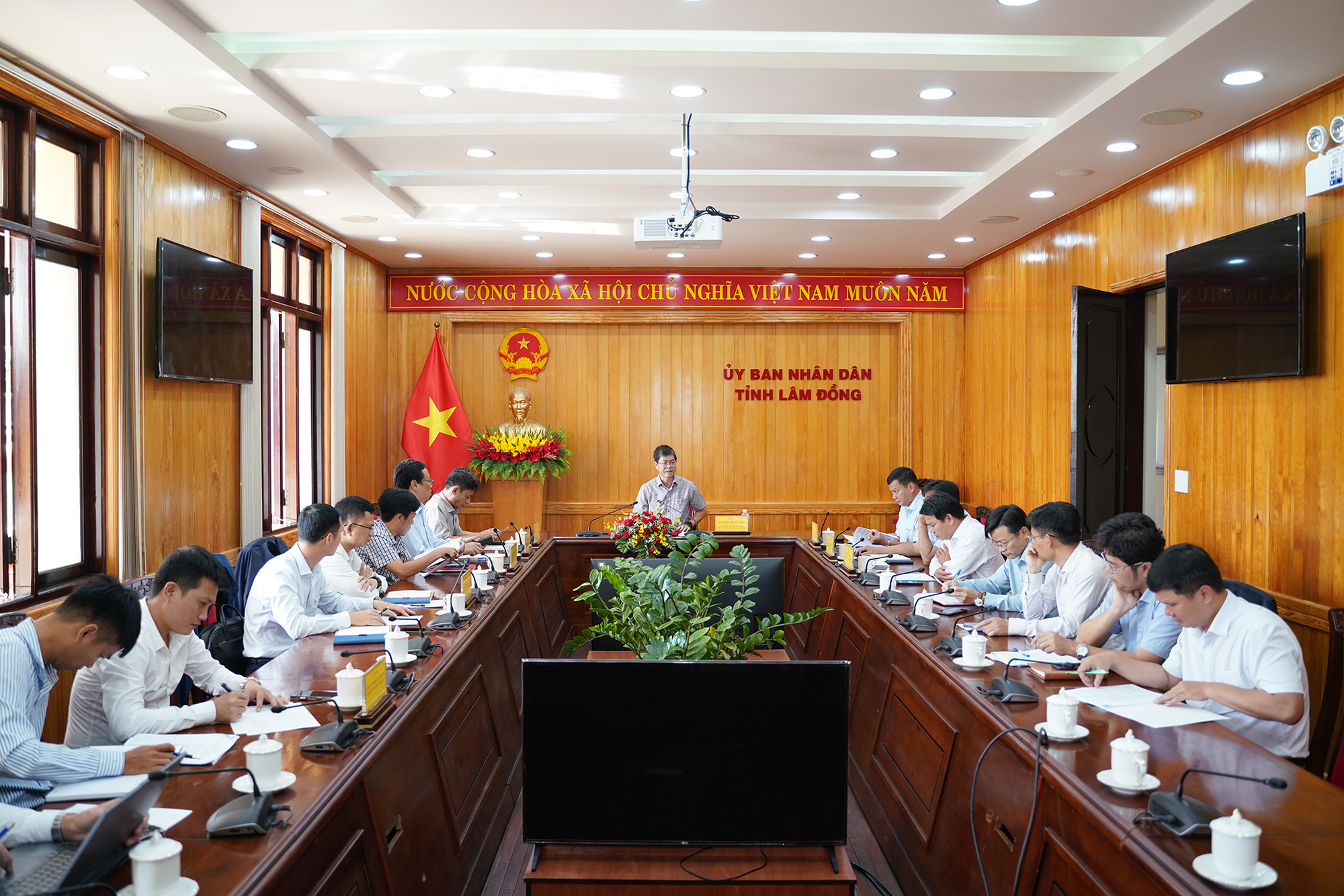 Sau gần 5 tháng khởi công, tuyến cao tốc ‘xuyên rừng đẹp nhất’ Việt Nam do Tập đoàn Sơn Hải đầu tư có tiến độ ra sao? - Ảnh 1