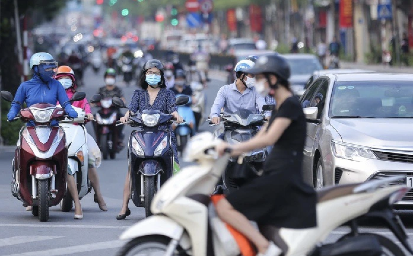 Hà Nội lùi thời hạn thông qua việc cấm xe máy xăng - Ảnh 3