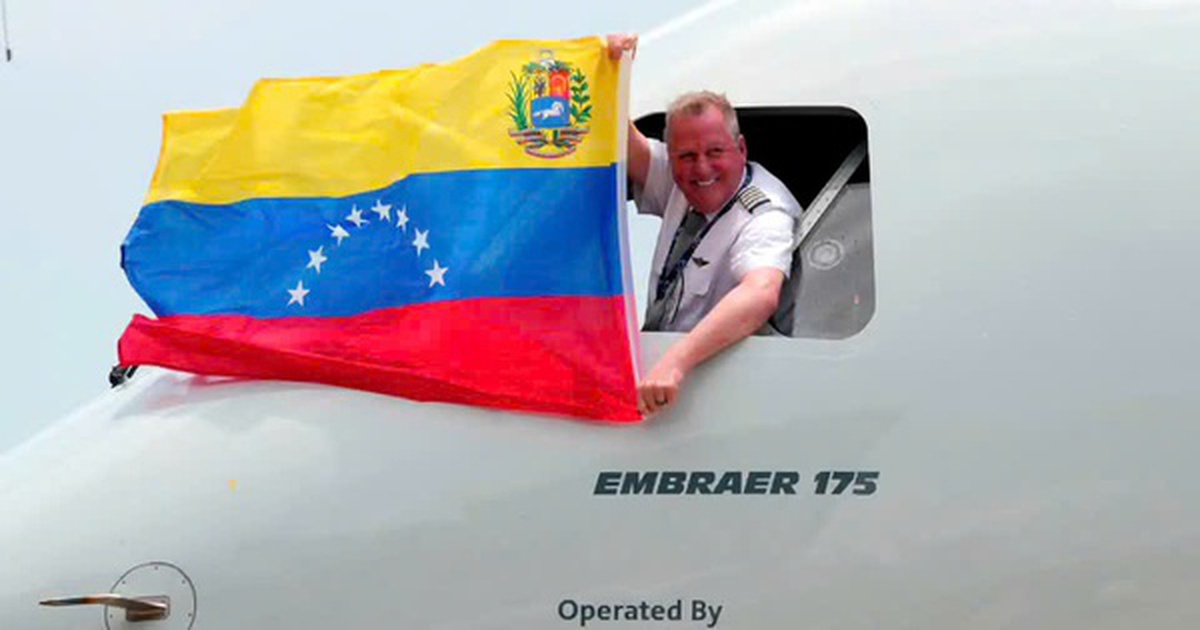 Quan chức Mỹ bay tuyến bay thẳng tới Venezuela sau hơn 7 năm
