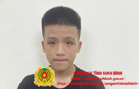 Người đàn ông ở Tây Ninh nhặt được balô chứa nhiều vàng, tiền - Ảnh 2