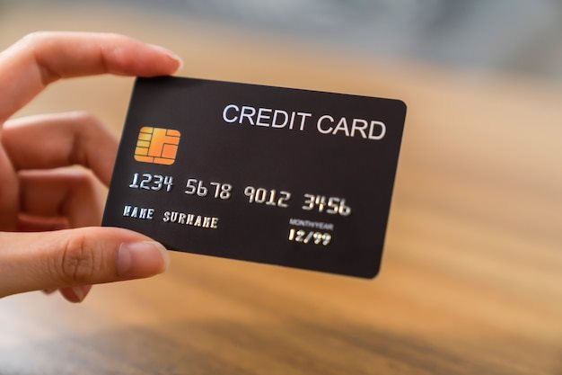 Quẹt hết hạn mức 10 chiếc thẻ tín dụng, người đàn ông thành công xây đế chế 20 tỷ USD: Độc chiêu dân kinh doanh ai cũng cần biết! - Ảnh 4