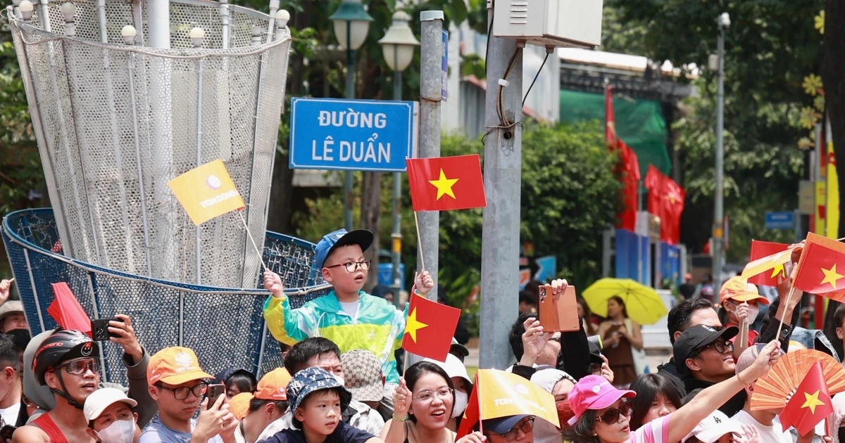 Lý do TPHCM tặng mỗi hộ nghèo 1 triệu