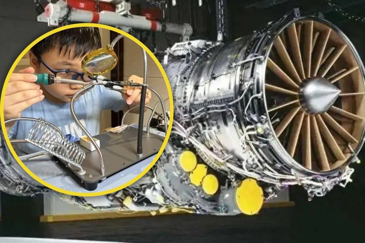 Cậu bé người Trung Quốc gây chú ý dư luận khi 'tự chế tạo' động cơ phản lực turbo ngay trong phòng khách nhà mình