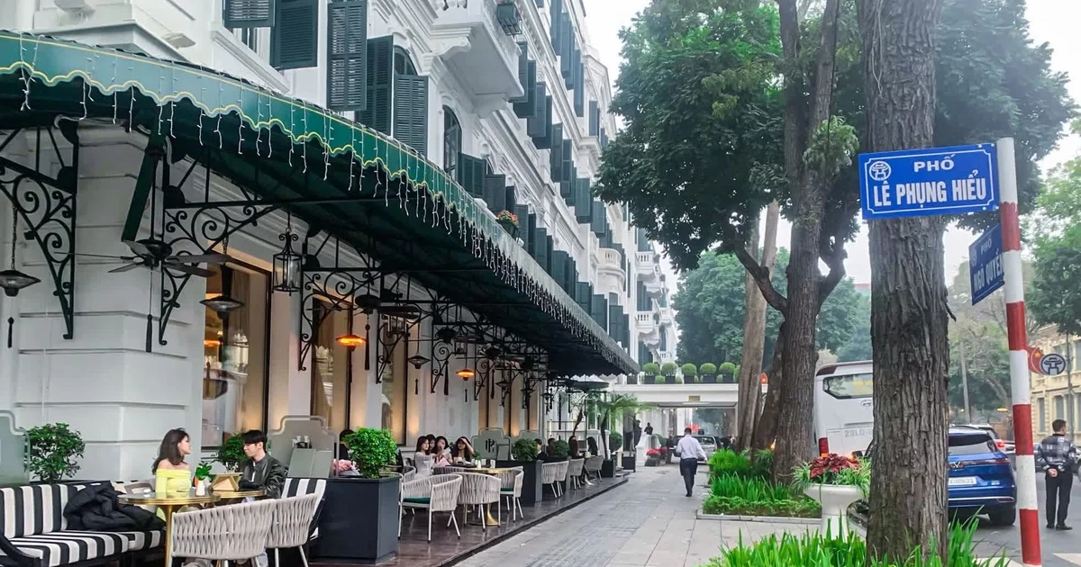 Hà Nội: Phí thuê vỉa hè, lòng đường cao nhất gần 400 ngàn đồng/m2