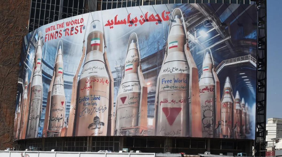 Mỹ trừng phạt hàng loạt công ty Trung Quốc, căng thẳng lại leo thang ngay trước chuyến thăm Bắc Kinh của ông Trump?
