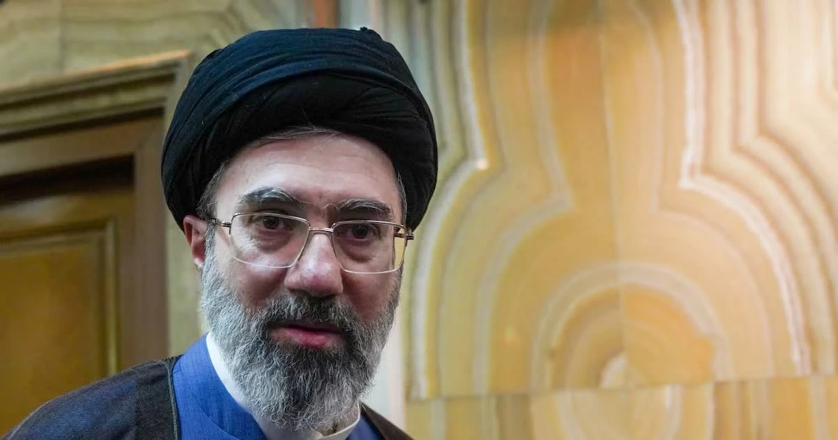 Lãnh tụ Tối cao Iran gặp chỉ huy quân đội, đưa ra chỉ đạo mới