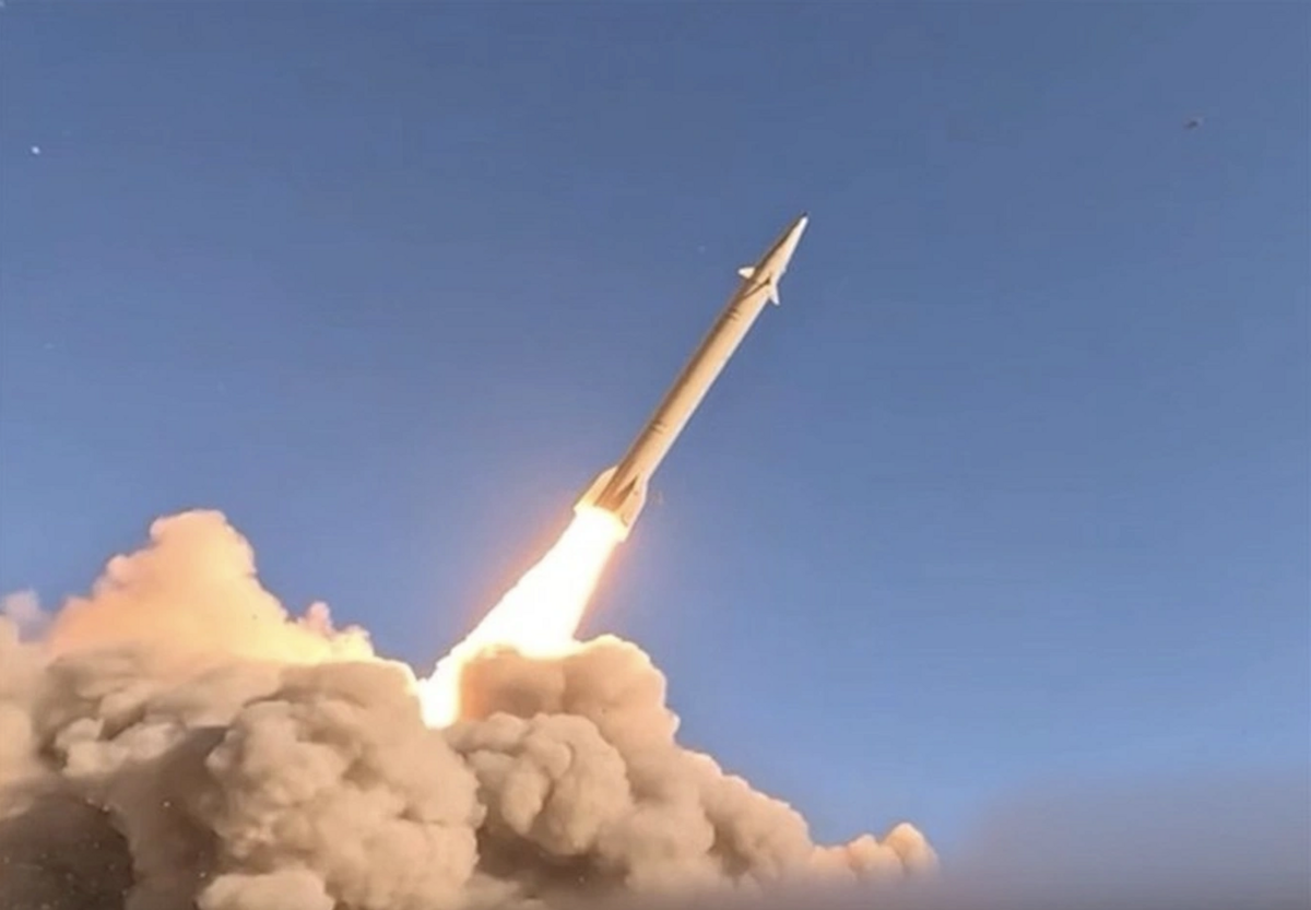 Iran đối mặt hiểm họa động đất lớn sau loạt rung chấn bất thường - Ảnh 2