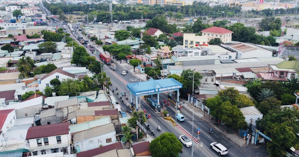 Vì sao doanh nghiệp đổ xô thuê văn phòng ngoài trung tâm TPHCM? - Ảnh 2