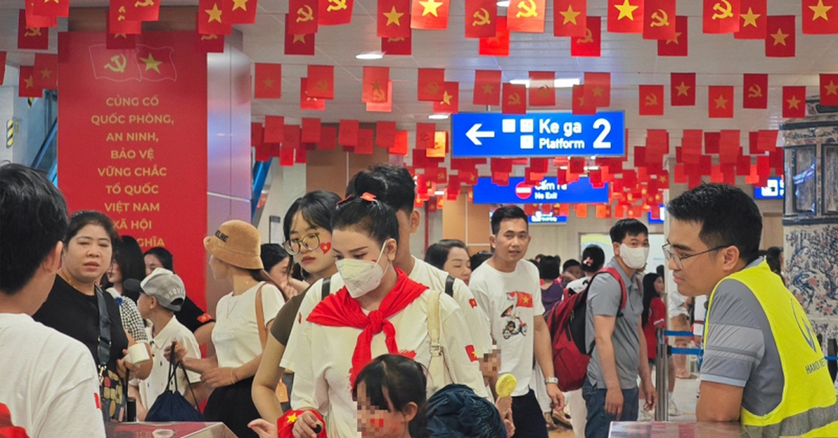 Người dân Hà Nội sắp đón tin vui lớn về vé xe buýt, metro
