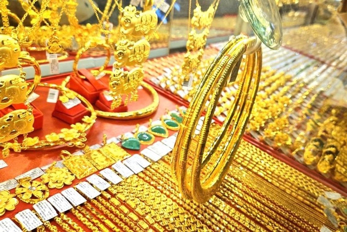 Giá vàng SJC, vàng nhẫn trơn sáng 15/5: Giảm 1 triệu đồng/lượng, chênh lệch mua - bán tới 4 triệu đồng/lượng