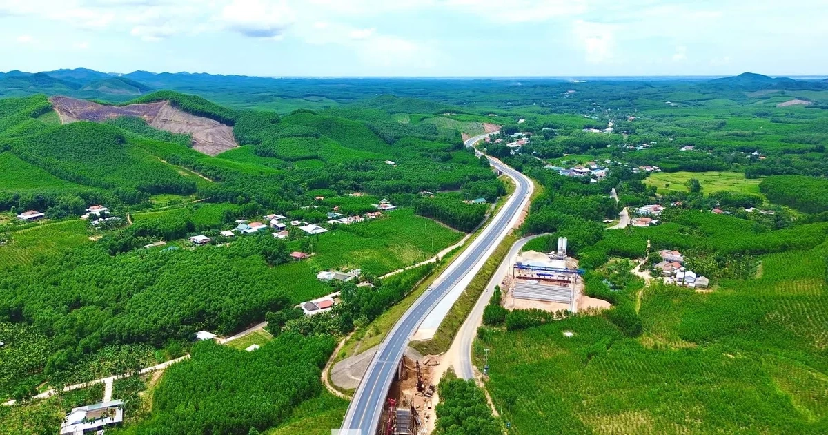 Cao tốc nối Huế - Đà Nẵng tăng vốn