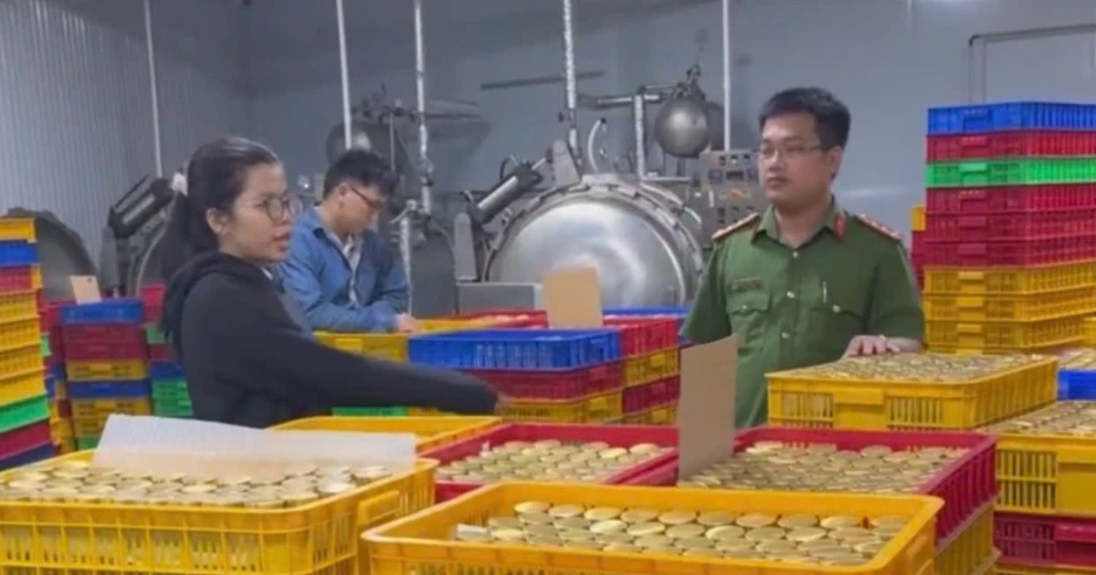 Triệt phá đường dây sản xuất nước yến, yến sào giả quy mô lớn