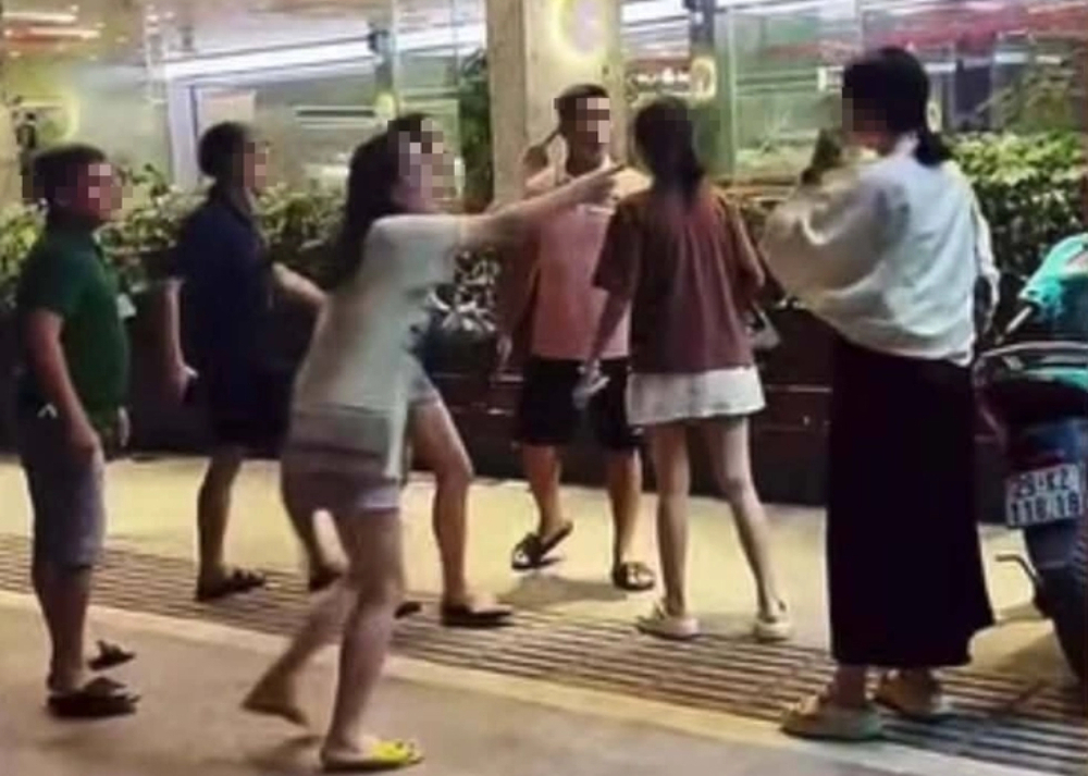 Tai nạn giao thông nghiêm trọng ở Bangkok, 8 người tử vong tại chỗ, hàng chục người bị thương - Ảnh 4