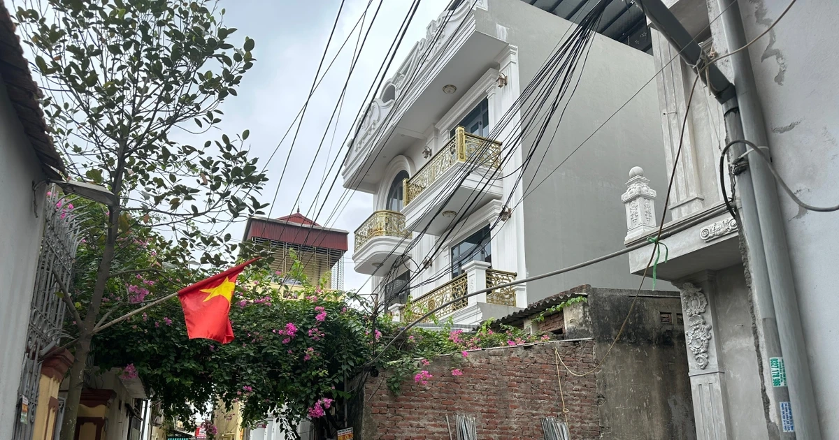 Hơn 100 hộ dân chờ sổ đỏ suốt 27 năm dù chính quyền đã giao đất, thu tiền