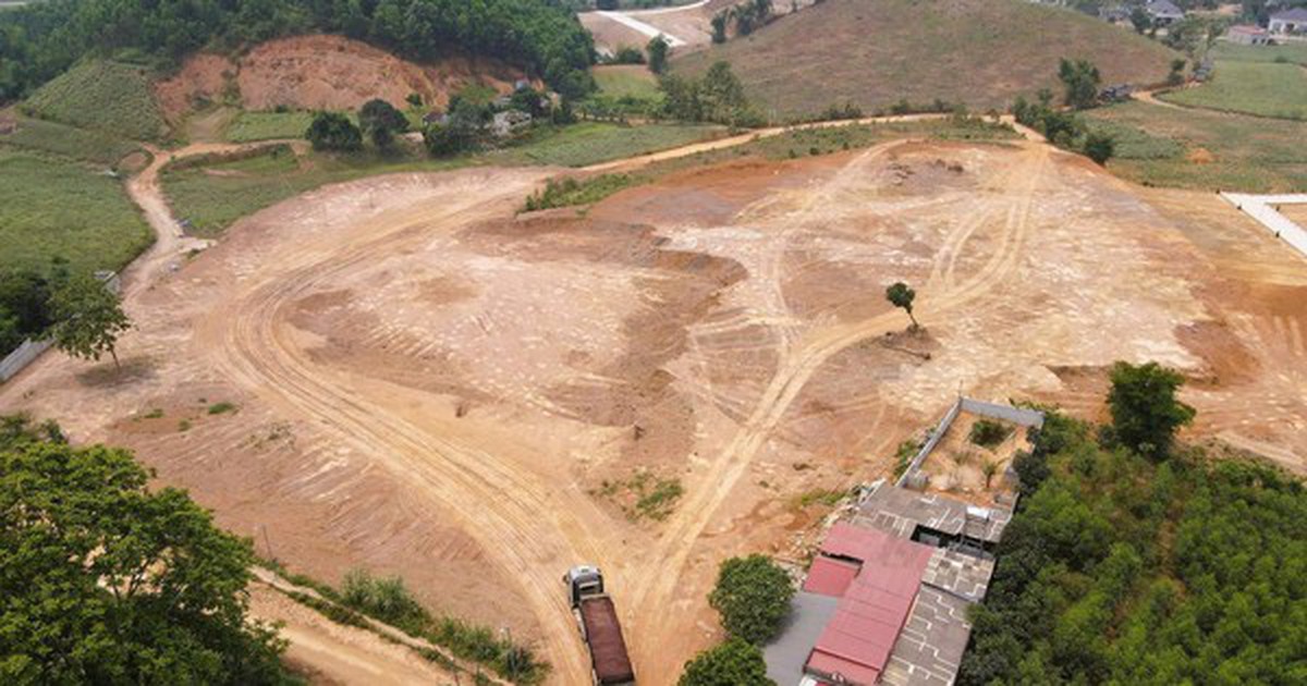 Bạt đồi, "lách luật" phân lô bán nền