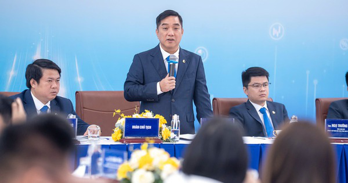 Chủ tịch Đèo Cả nhắc tới dự án trục đại lộ cảnh quan sông Hồng tại Đại hội cổ đông