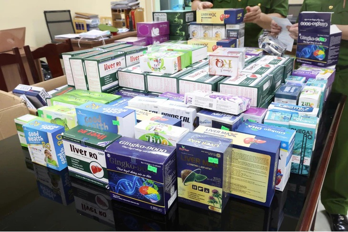 Phát hiện 54 loại thực phẩm chức năng giả bán trên toàn quốc, nhiều người Việt quen dùng: Ai từng mua cần liên hệ công an trước 29/5