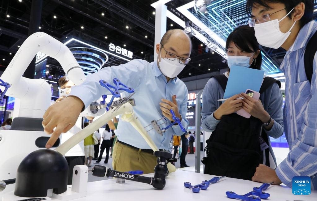 Trung Quốc tham vọng nội địa hóa 70% tấm bán dẫn năm 2026, đảo lộn chuỗi cung ứng chip toàn cầu - Ảnh 2