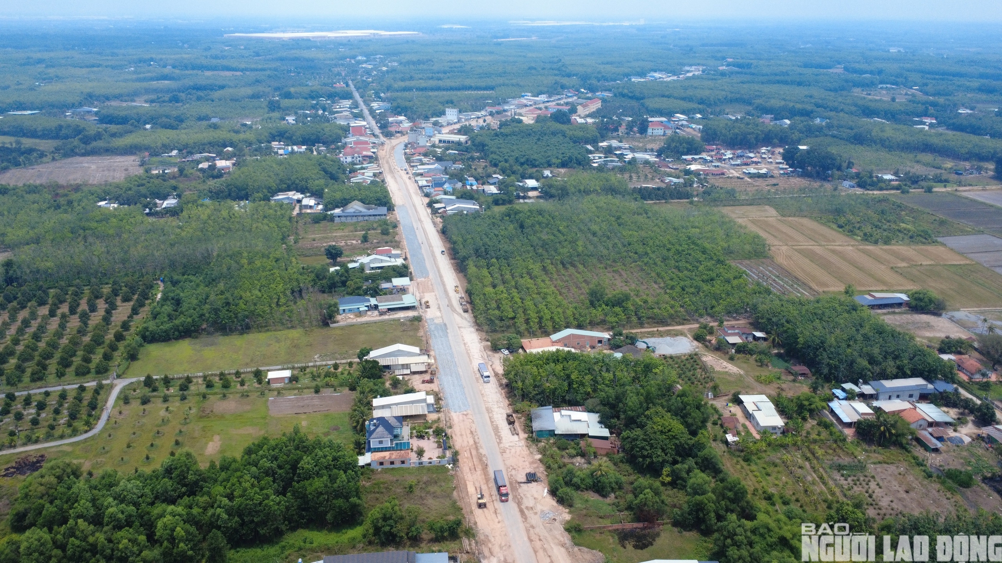 Nước rút trên công trường thi công đường nối TPHCM - Tây Ninh - Ảnh 2