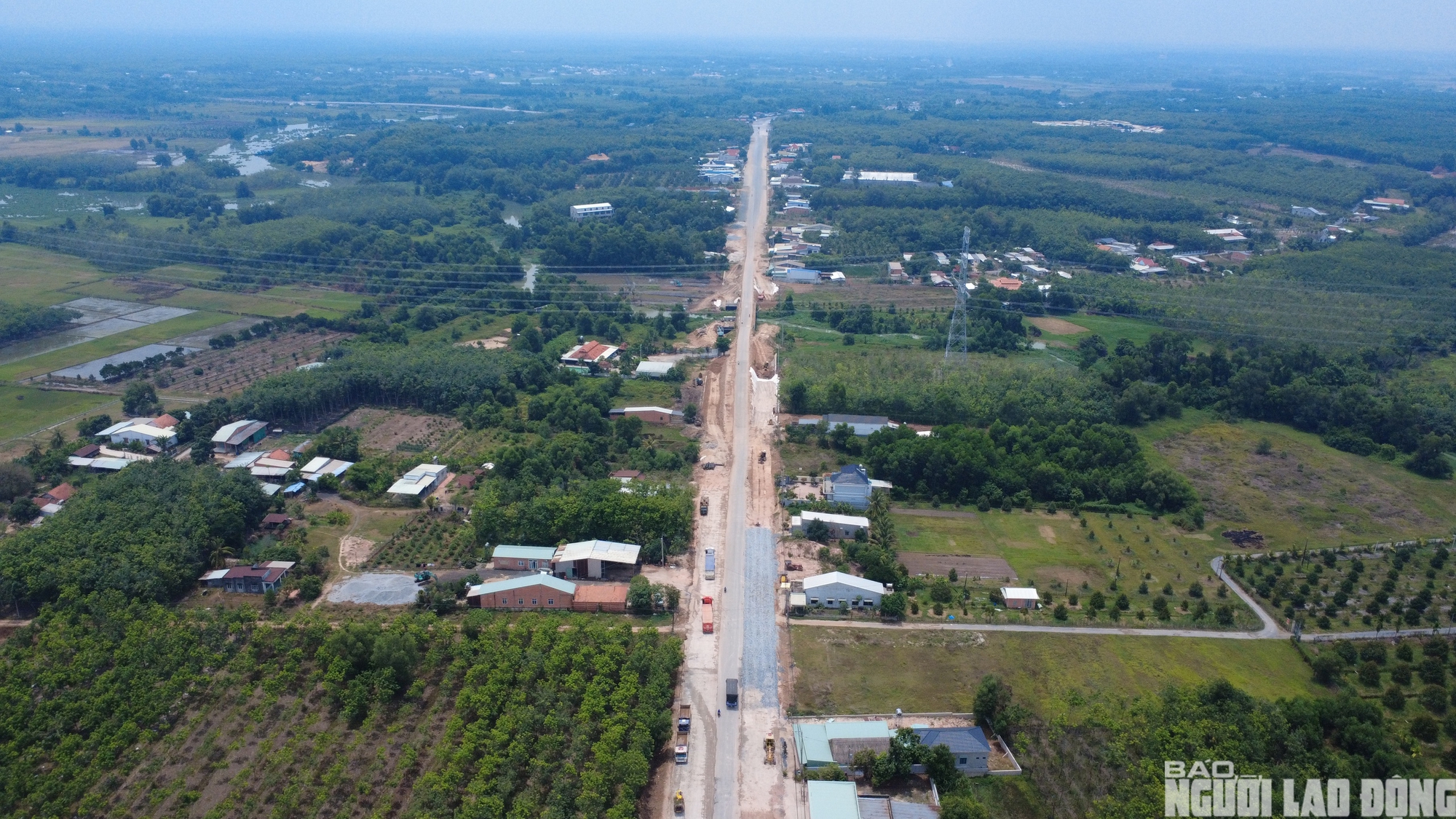 Nước rút trên công trường thi công đường nối TPHCM - Tây Ninh - Ảnh 9
