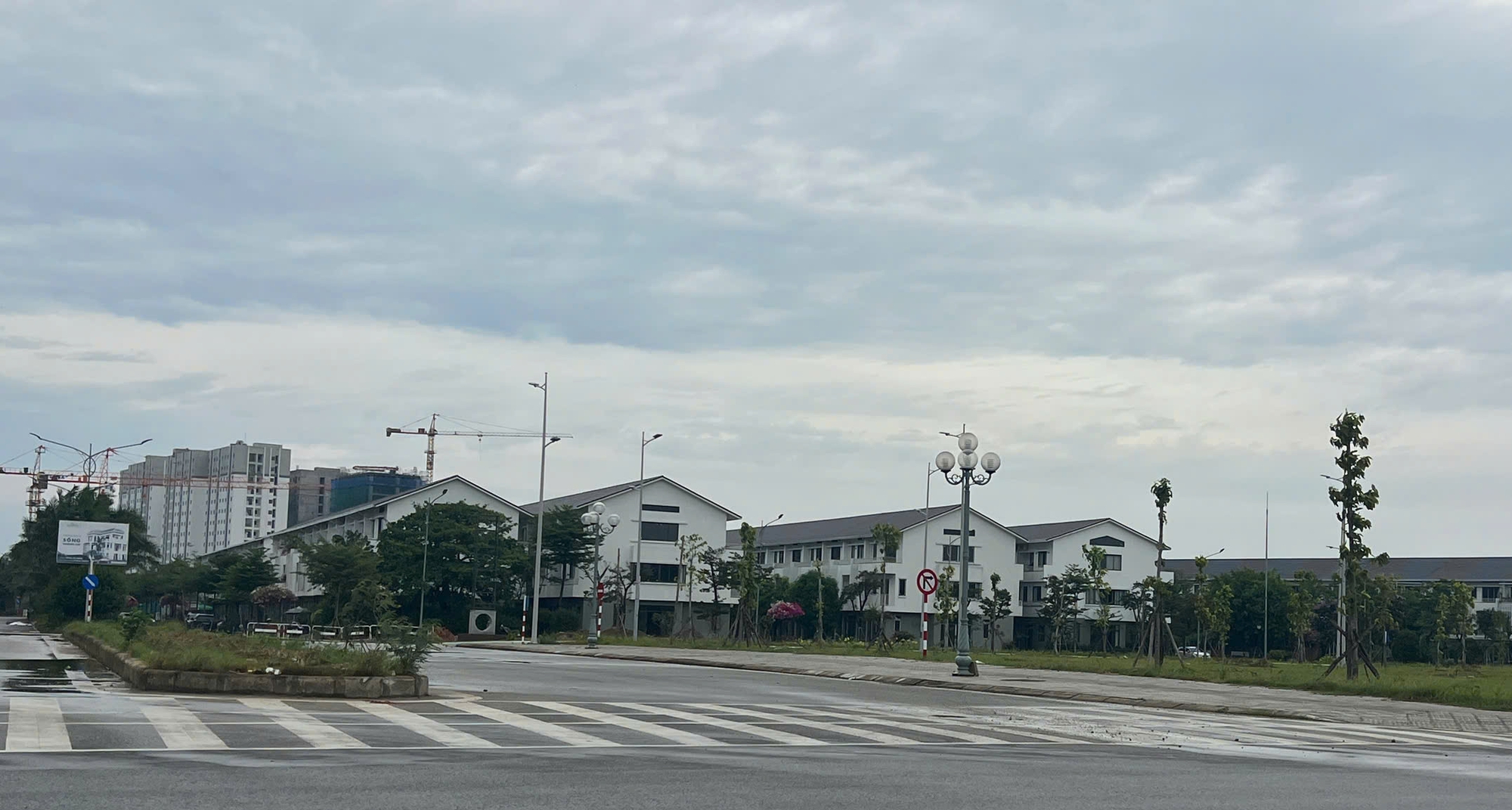 Bảng giá đất ở Huế "bỏ sót" nhiều tuyến đường: Lãnh đạo yêu cầu rà soát gấp - Ảnh 1
