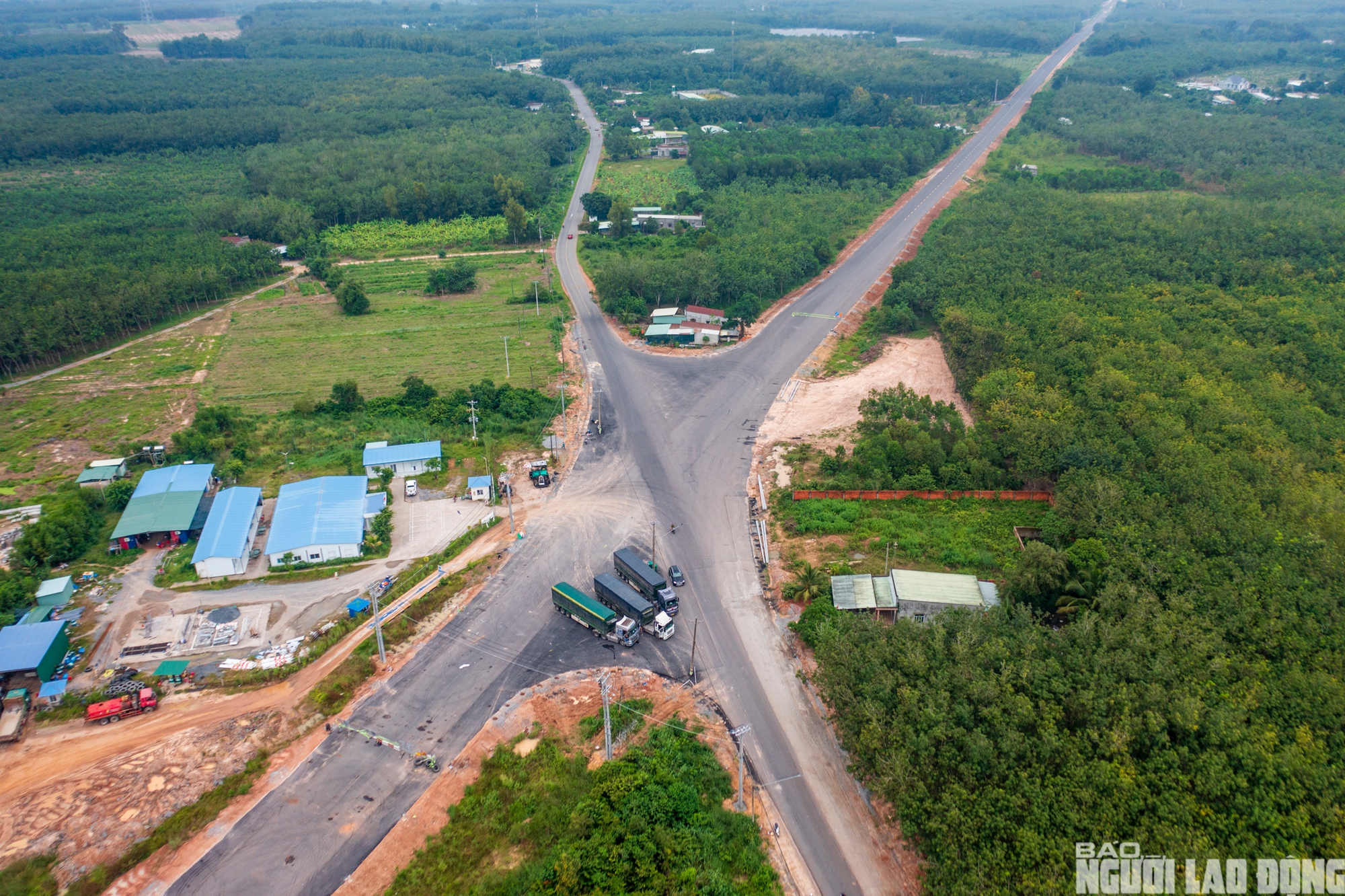 Hình hài tuyến đường Hồ Chí Minh hơn 2.200 tỉ đồng dần lộ diện ở TPHCM, Tây Ninh và Đồng Nai - Ảnh 1
