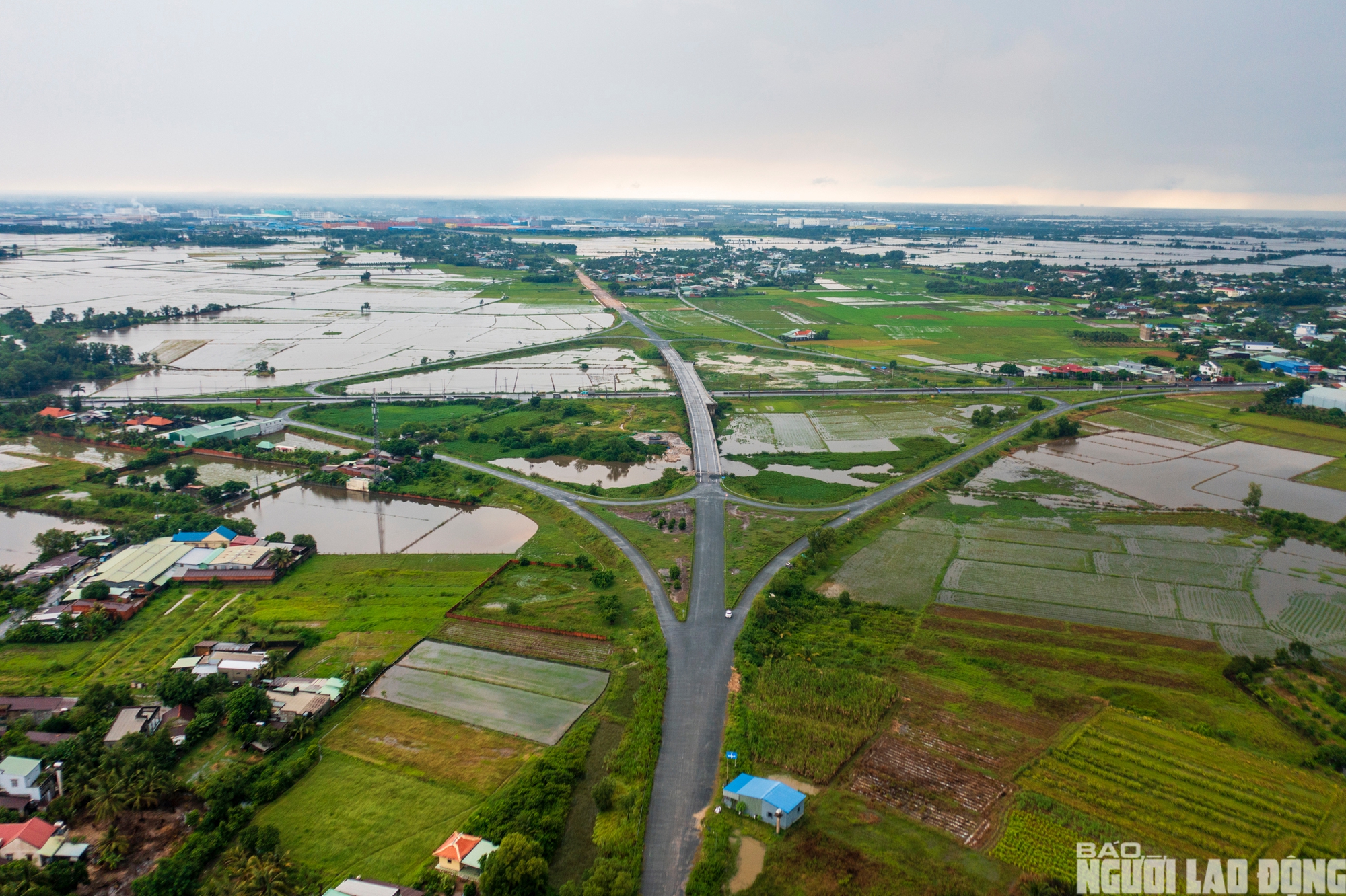 Hình hài tuyến đường Hồ Chí Minh hơn 2.200 tỉ đồng dần lộ diện ở TPHCM, Tây Ninh và Đồng Nai - Ảnh 16