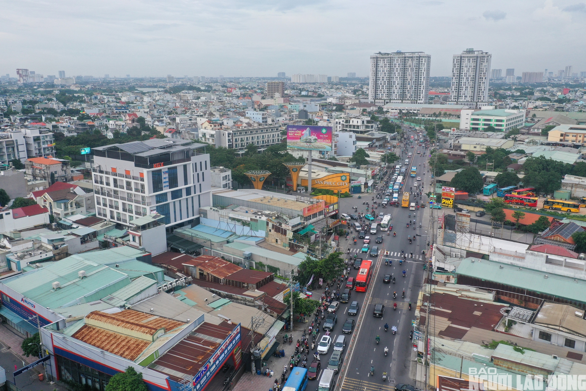 TPHCM tăng tốc thực hiện dự án Quốc lộ 13 và suối Cái - Ảnh 3