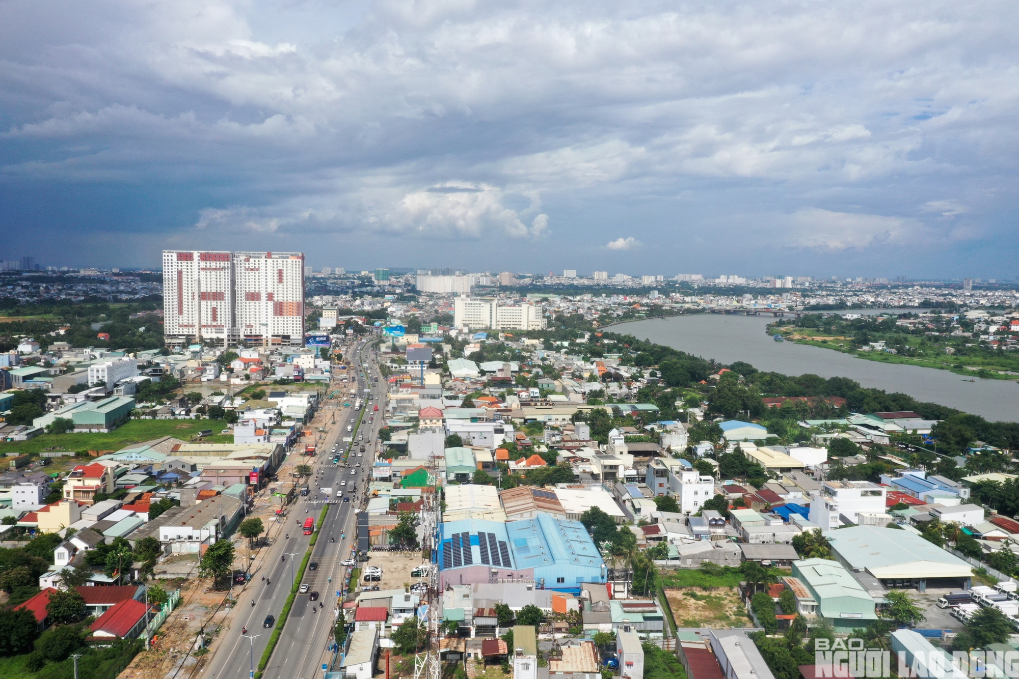 TPHCM tăng tốc thực hiện dự án Quốc lộ 13 và suối Cái - Ảnh 9