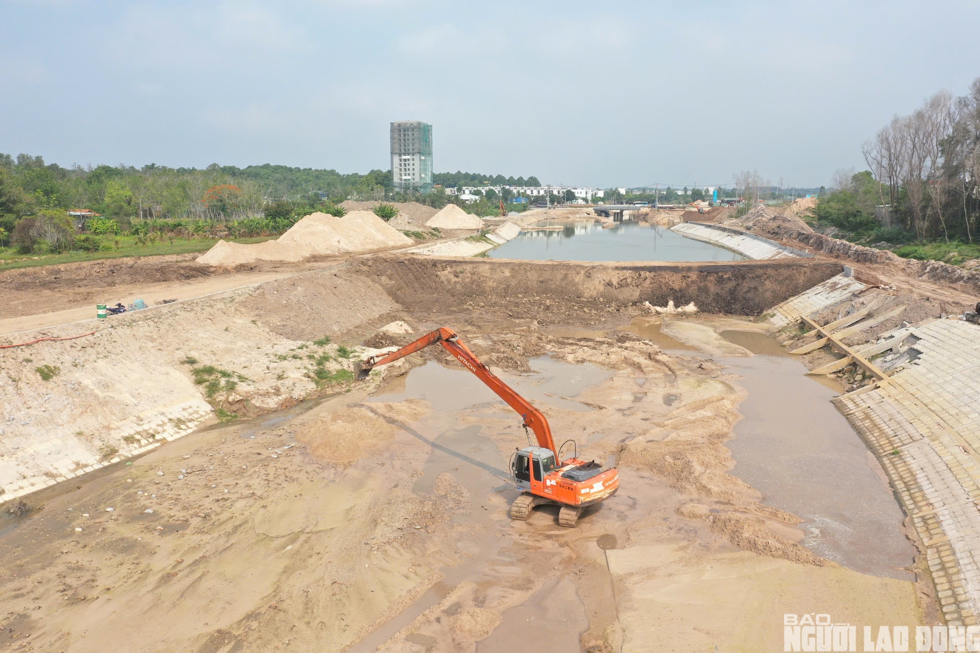 TPHCM tăng tốc thực hiện dự án Quốc lộ 13 và suối Cái - Ảnh 10