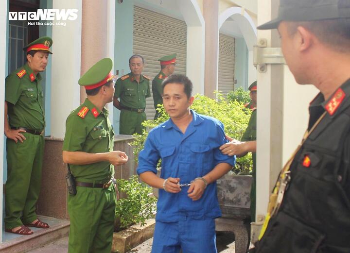 Đang xét xử giang hồ Tài 'đen' cùng đồng bọn trong vụ cướp ngân hàng tại Gia Lai - Ảnh 3