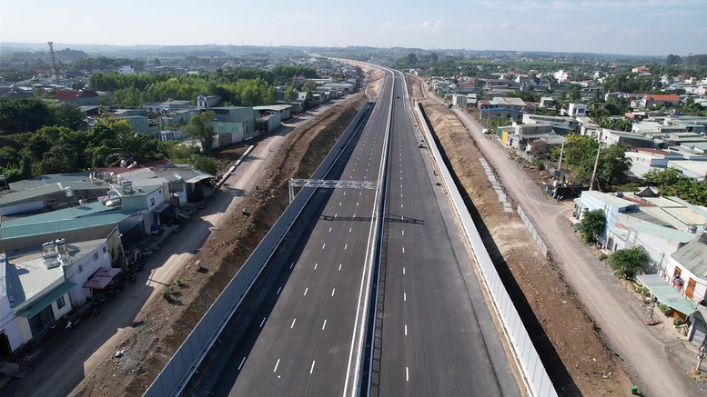 Hơn 3.800km cao tốc trọng yếu đã được đưa vào khai thác, thông xe kỹ thuật - Ảnh 1