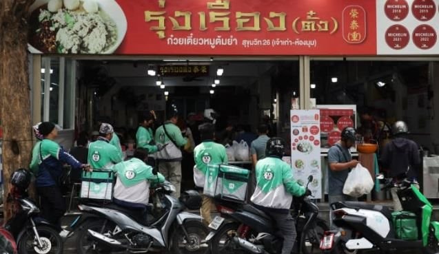 Một 'kỳ lân' giao hàng ĐNÁ sắp IPO, chấp nhận 'cắt máu' phí giao hàng nhằm cạnh tranh với Grab - Ảnh 2