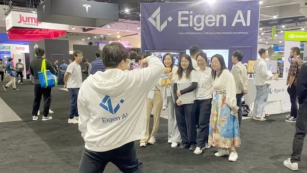Từ lớp Olympic toán đến Thung lũng Silicon: Người Trung Quốc đang trở thành “xương sống” của cơn sốt AI Mỹ - Ảnh 2