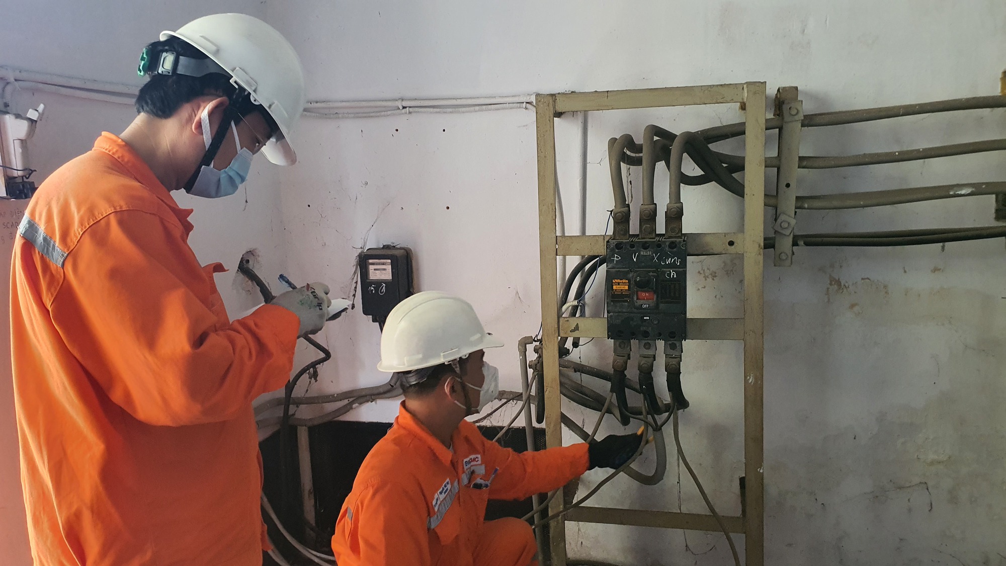 Tiết kiệm điện đang rất cấp bách - Ảnh 2