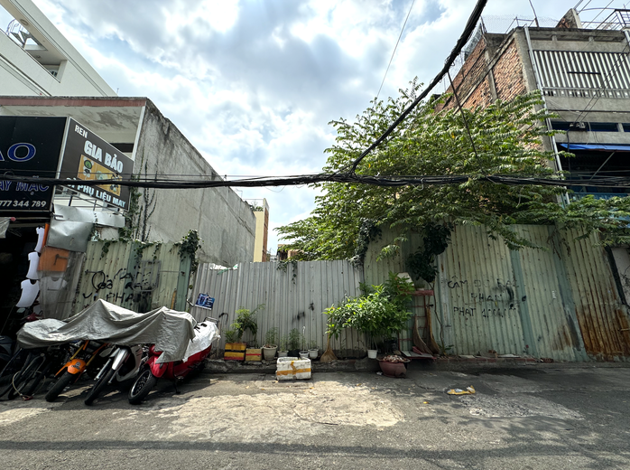 Thông tin mới về 16 chung cư cấp D tại TPHCM - Ảnh 2