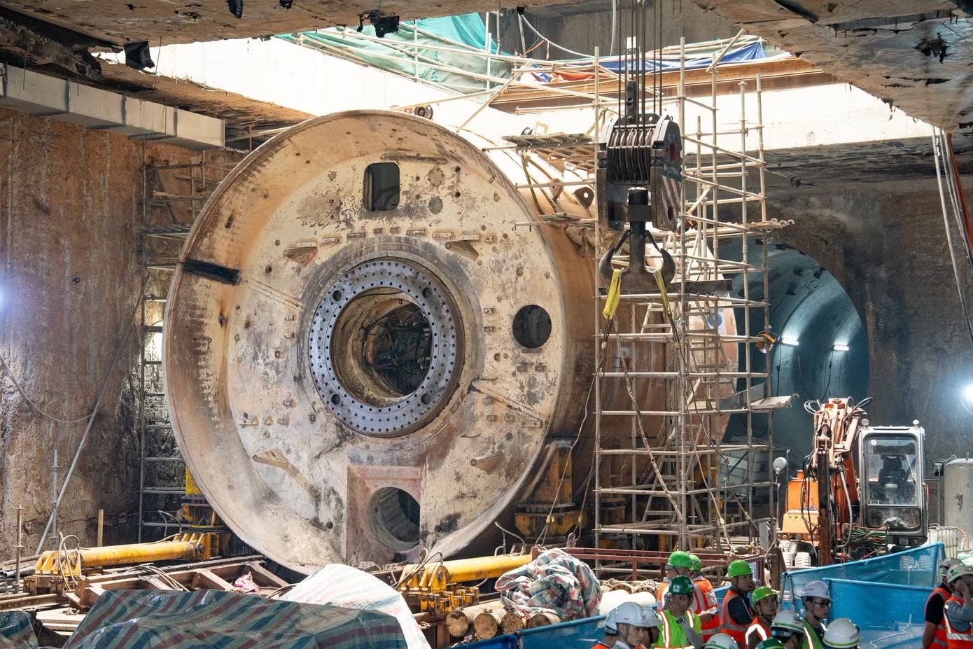 Cỗ máy TBM nặng 850 tấn, dài hơn 100 m do Đức thiết kế riêng giúp nhà thầu Việt Nam làm chủ công nghệ thi công hầm đô thị phức tạp bậc nhất - Ảnh 2