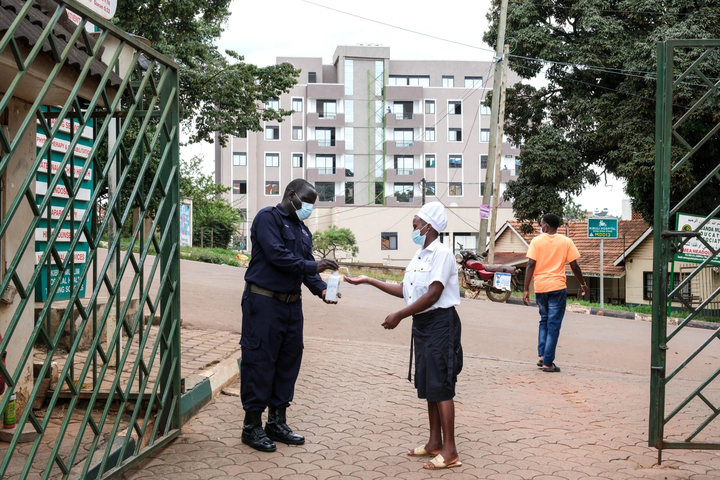 WHO cảnh báo khẩn cấp toàn cầu vì dịch Ebola bùng phát - Ảnh 1