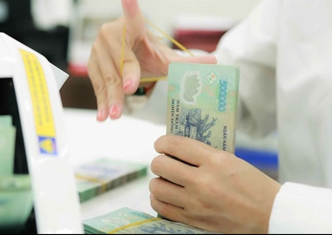 Gần 4.200 tỉ đồng chi trả lương hưu, trợ cấp BHXH tháng 6 - Ảnh 1