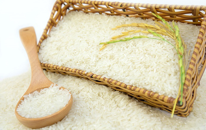 Nước mua gạo lớn nhất thế giới ra cảnh báo mới, tàu Việt vẫn dồn dập cập cảng - Ảnh 1