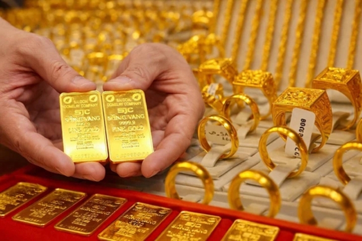 Giá vàng hết thời tăng điên cuồng, những người mua 'đu đỉnh' thua lỗ thế nào? - Ảnh 3