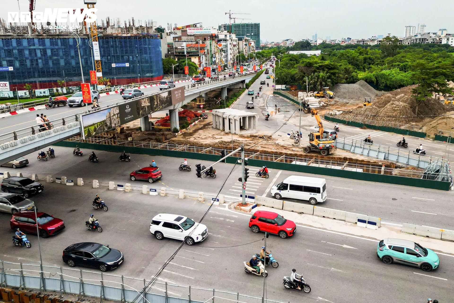 Công trường hầm chui gần 750 tỷ đồng dưới nút giao đông đúc phía Đông Hà Nội - Ảnh 7