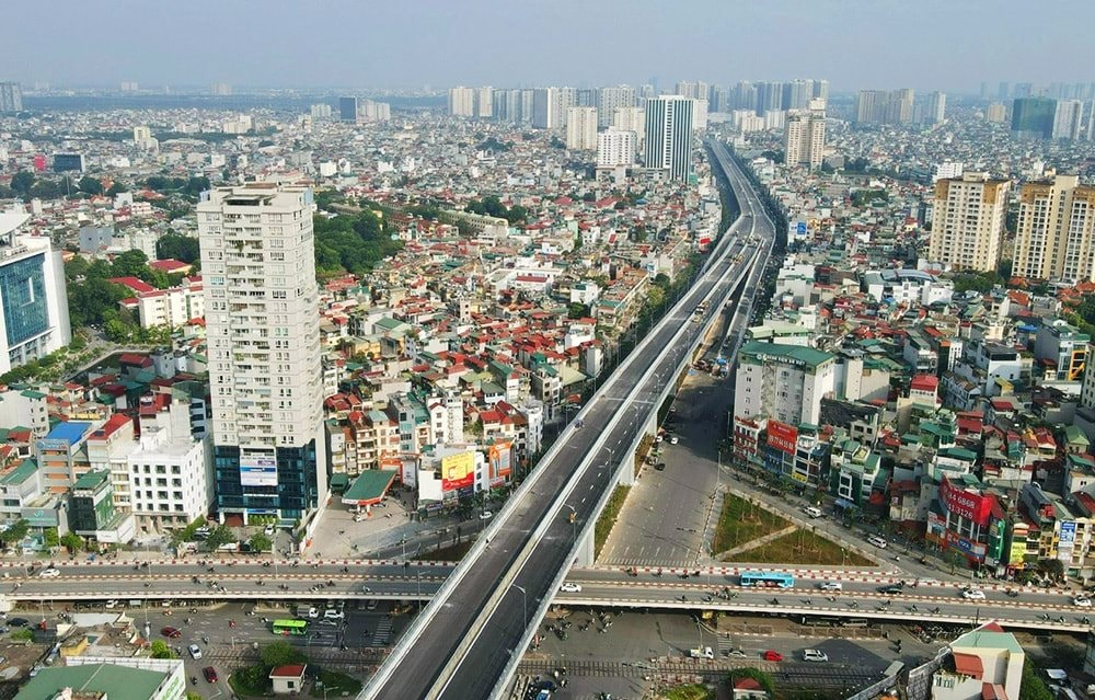 Tuyến đường 10.000 tỷ do doanh nghiệp của tỷ phú Phạm Nhật Vượng xây dựng, sở hữu công nghệ chưa từng có trong ngành xây dựng tại Việt Nam - Ảnh 1