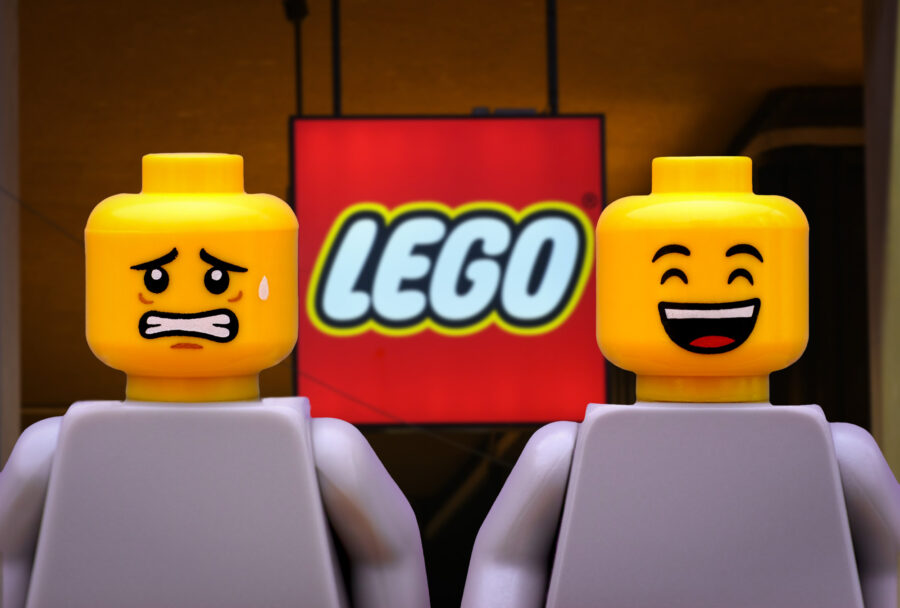 "Phá" bí mật của LEGO: Vì sao những khối hình vô tri nhỏ xíu này trở thành ước mơ của mọi đứa trẻ nhỏ và cả "đứa trẻ lớn"? - Ảnh 4