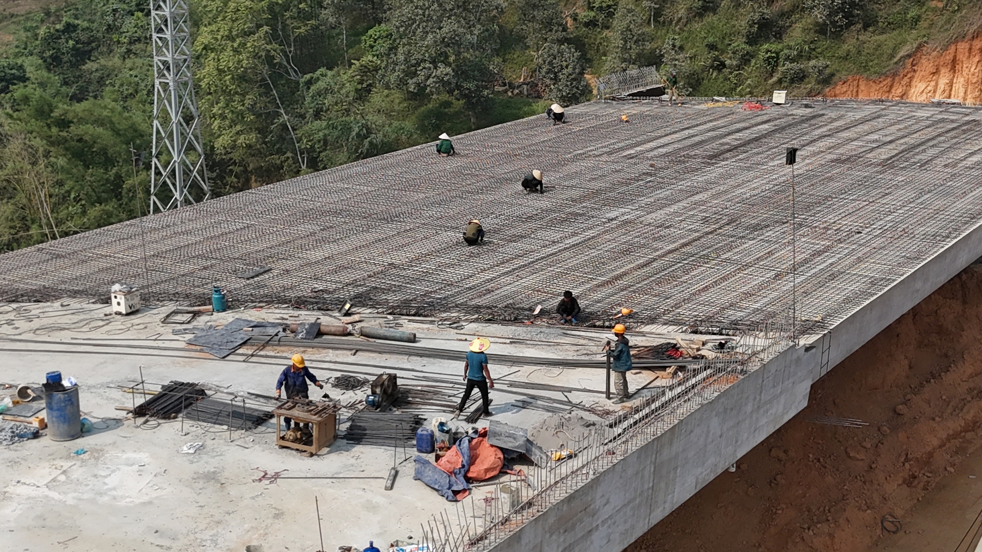 Nhiều kiến nghị để đưa cao tốc Hữu Nghị - Chi Lăng và Đồng Đăng - Trà Lĩnh sớm về đích - Ảnh 2
