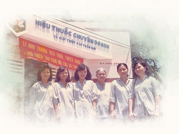 Nữ tướng 74 tuổi đứng sau 5 thập kỷ của 'đế chế' dược Việt Nam 7.000 tỷ, chứng kiến thời khắc trao tay từ đại gia Hàn quốc sang Trung Quốc - Ảnh 1