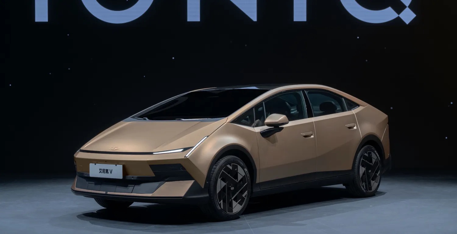 Hyundai Ioniq V lộ động cơ yếu hơn cả Elantra dù dáng ‘chiến’ như Lamborghini, bù lại bằng pin hơn 600km/sạc - Ảnh 1