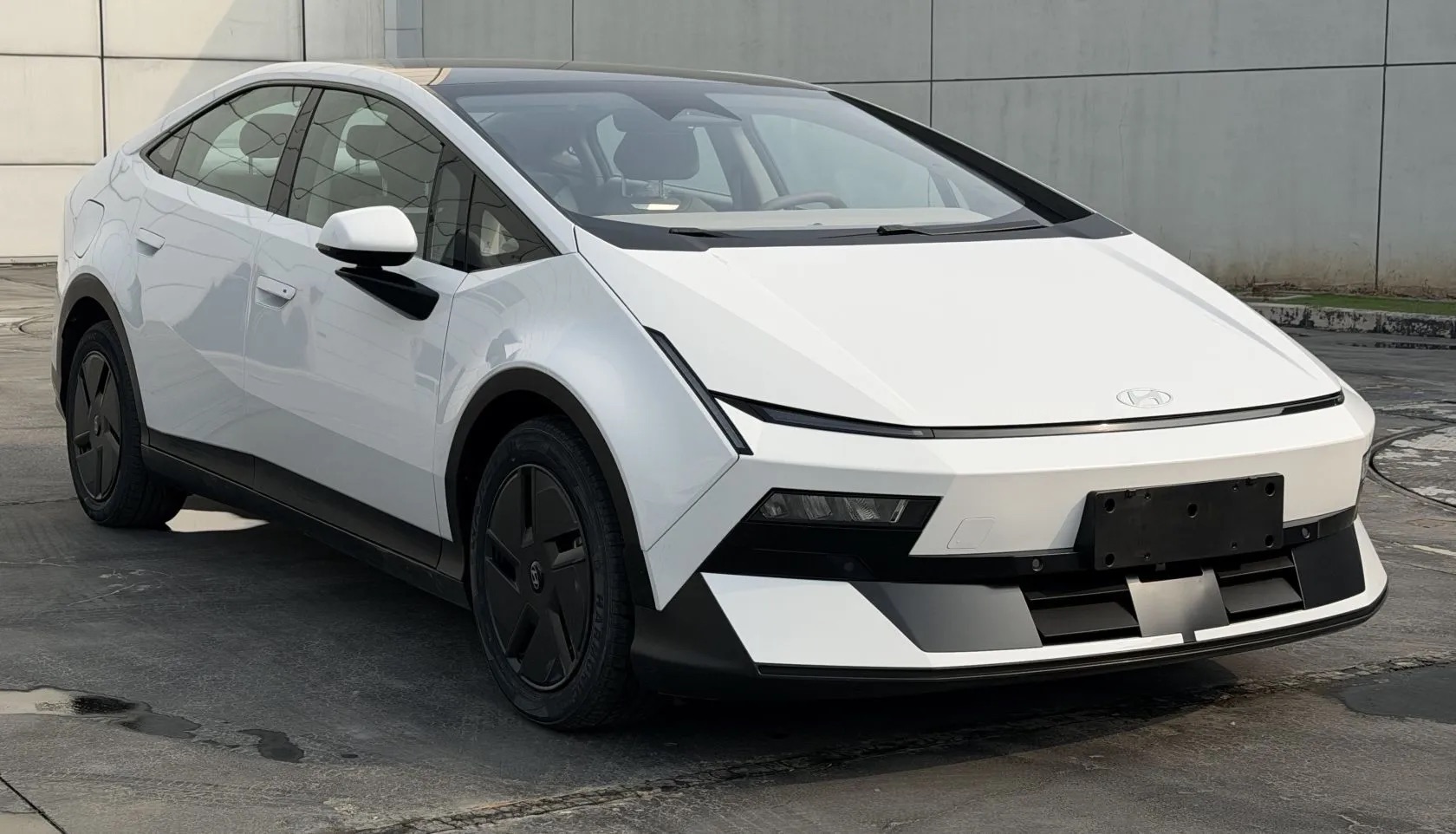 Hyundai Ioniq V lộ động cơ yếu hơn cả Elantra dù dáng ‘chiến’ như Lamborghini, bù lại bằng pin hơn 600km/sạc - Ảnh 3