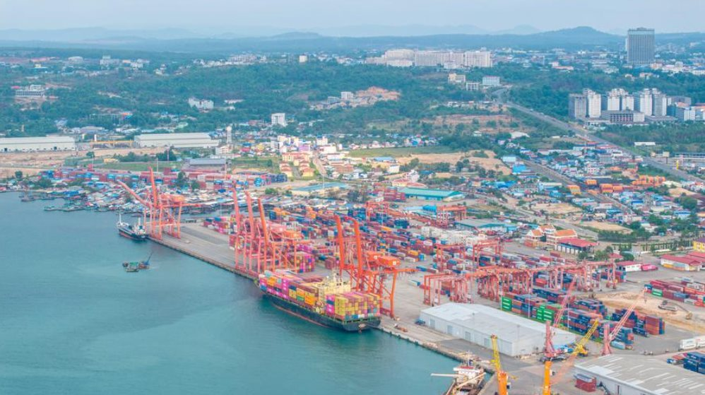 Hưởng siêu dự án cao tốc, thuỷ điện, sân bay Trung Quốc đầu tư, Campuchia ‘hái quả ngọt’, hướng tới mốc chưa từng có trong lịch sử sau 2 thập kỷ tới - Ảnh 1